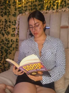 jenifer__power10 👓Your shy student👓 รูปภาพ  2