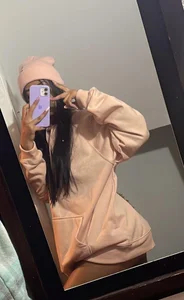 billiee_brunette sexy jacket and hat lol Pic