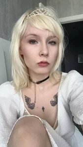 pewpewpiu Alice  6টি ছবি