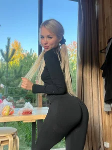 Alisa_blaybe Public Pic 4