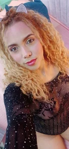 MiaVelveett Naughty latina Immagine  5