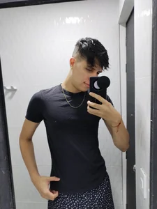 AdrianRushx Public Poză 6