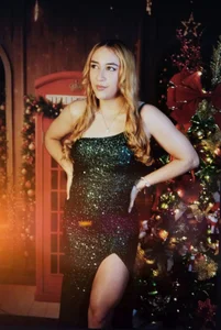 EmylyjonhsのMerrry Christmas 🔥❤️Elegantの 2枚の写真