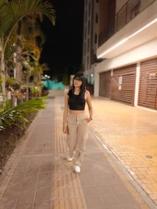 5 reasons you can’t stop looking at me…💯 de Nicky77_  3 Imagens