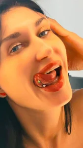 AriannaCruise How do you like my white dress? Immagine  5