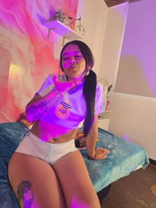 I’ll put on my uniform for you 💦 de hellenngp  2 Imagens
