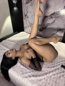 Ashleycherry19 Public  5টি ছবি