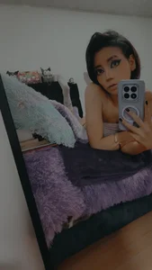 henutmire_ross Public Immagine  2