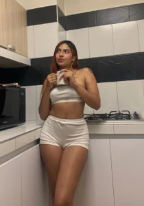 TaniaSmith1 I buy you a coffee and you eat me😈🔥 Pic 3