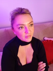 _SaraGold_Public图片 2