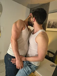 TonyAndTroy kisses Pic 5