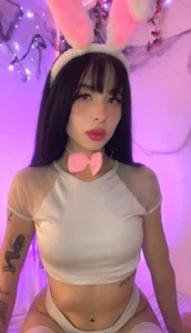 Lia__1のbunny🥕の 2枚の写真