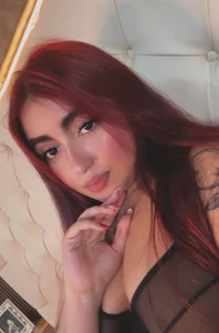 apriilfox Your favorite redhead зображення 3