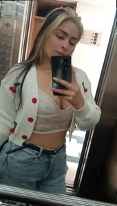 Ivonne_pier_x Public slika 3