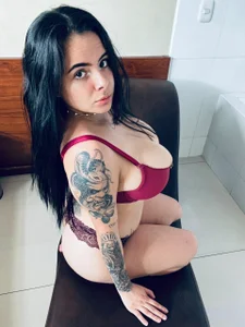 angelica_cross_ Red Desire 🍒🍷 Pic 2