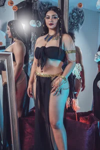 alina_stark Halloween // Cleopatra Pic 2