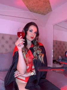 BridgetRodriguez noche especial Poză