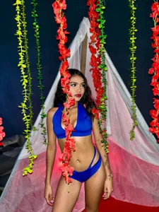 PaolaB_g You decide my best version. 🍒 Gambar 2