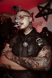 allanhurtss kullanıcısının EVIL MA$TER albümü -  2 fotoğraf