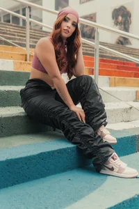 MelanieHudson_ Wild street Pic 4