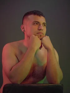 AronGarcia Public รูป  2