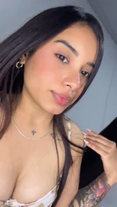 Kendall026 Public Foto 4