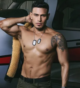 WillSandler: Military ( 4 фото)