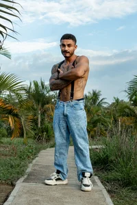 john_cartter1 Enjoying outdoors 🕴️ 🌳🌿 зображення