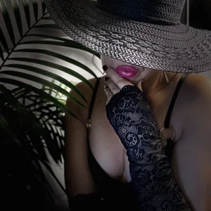 Valeriaa_cruz Deslumbrante Pic 2