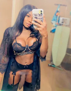 Georginaxx Public Immagine  3