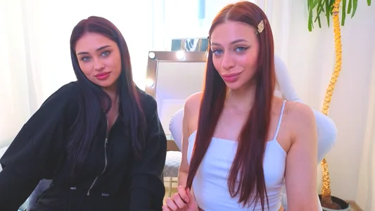 Sofia_Plump with my besty Foto