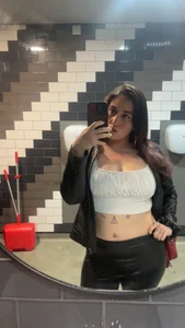 YourFrenchFeliciexo Public Pic 2