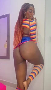 BritneyVega Chucky’s Dirty Doll Foto