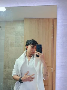 Public de sein_julian18  7 Imagens