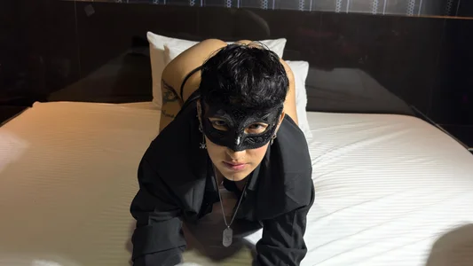 Luci_Rose Cute but Dangerous 🍒 Pic 3