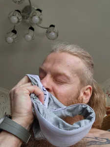 Gingerbeard40のSlut assの枚の写真