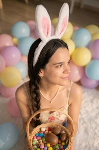 LucianaMoreau Happy Easter🐰🌷 Pic 3