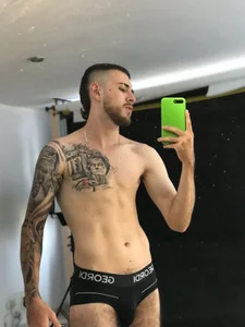 CodyWalkerR behind the camera Pic 2