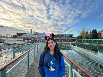 dani_parker_ kullanıcısının MY TRAVEL TO DISNEY albümü -  2 fotoğraf