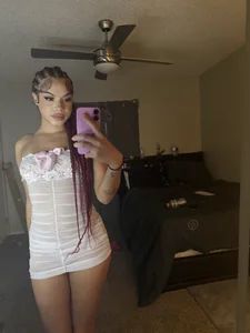 BabyDusse's XXX Nude Photo 3