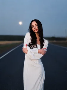 JaquelineMailey Public Immagine  2