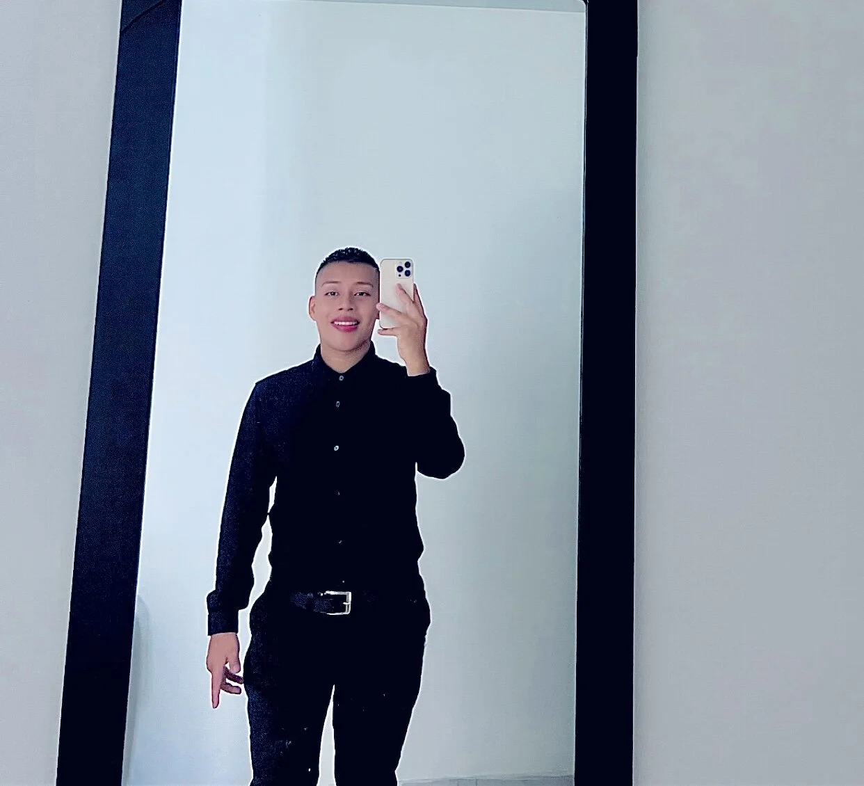 Austin_Bitch Public зображення