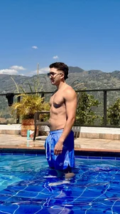 jeicob_stone Pool day☀️ Foto