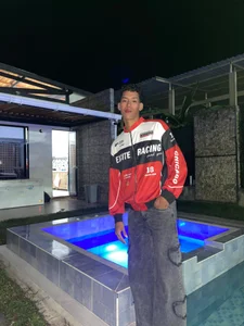 Michaell🌌☄️ de GREEN_BOYS  4 Imagens