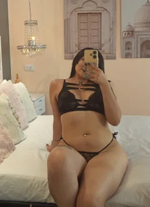 LaurenBecker_ Red girl 💖 Bilde 5