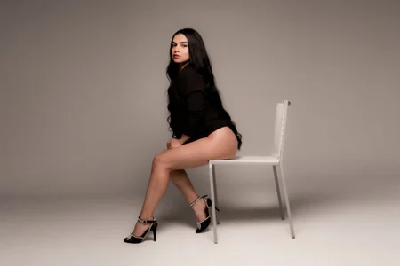 Emilia1040X Public Pic 3