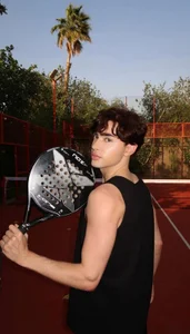MatthewMoore_ Public Bilde 5