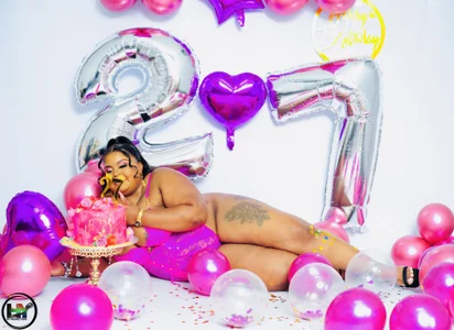 MissLola27 Birthday pictures Hình 5