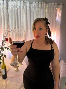 blondehorny69 DO WE HAVE DINNER? Foto 3