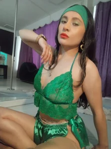 Happy Saint Patrick's Day! 💚🔥💚 de Coral_Gibson  2 Imagens